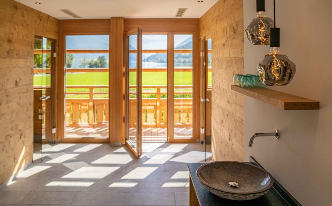 Das Leonhard - Naturparkhotel Am Weissensee Bagian luar foto
