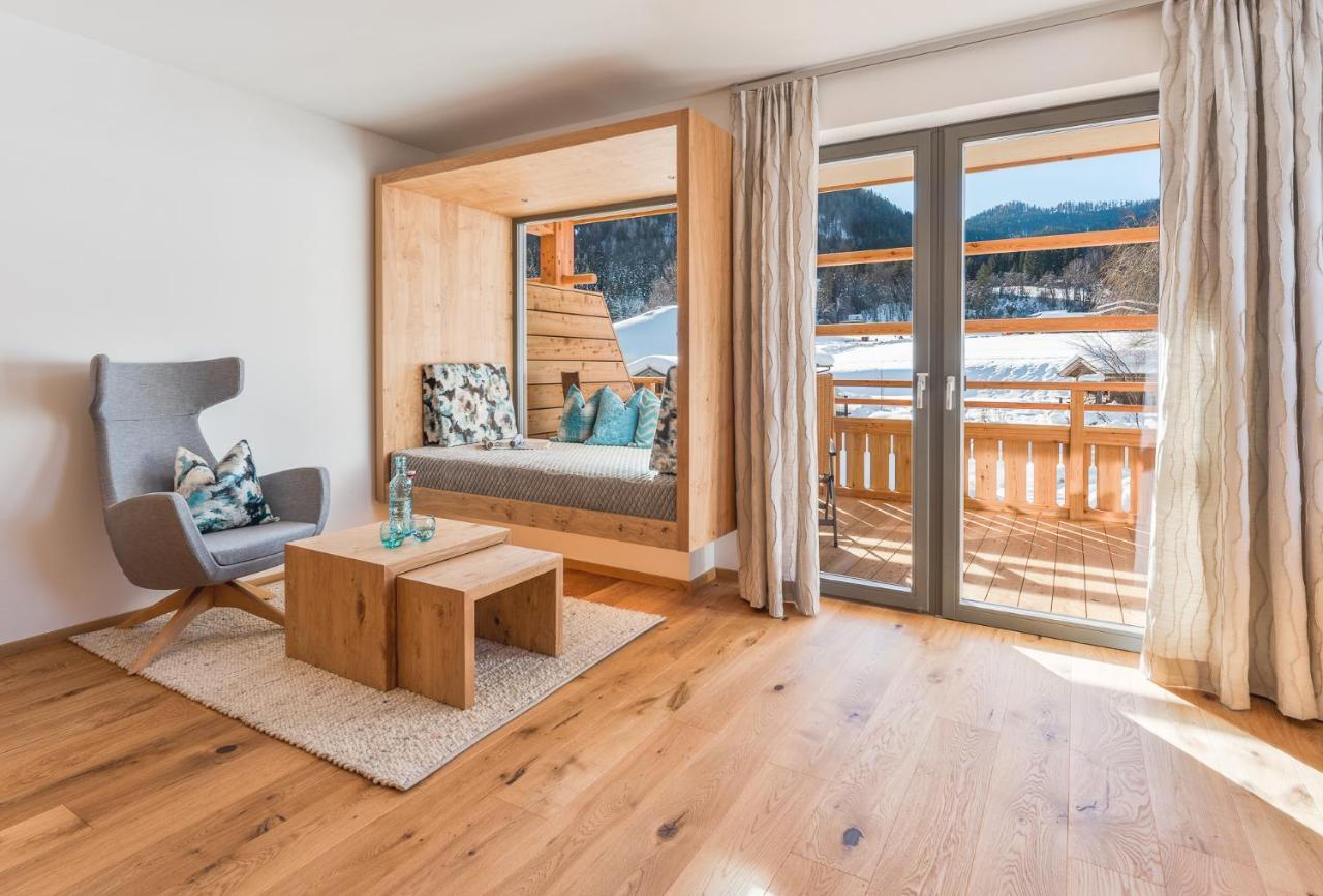 Das Leonhard - Naturparkhotel Am Weissensee Bagian luar foto