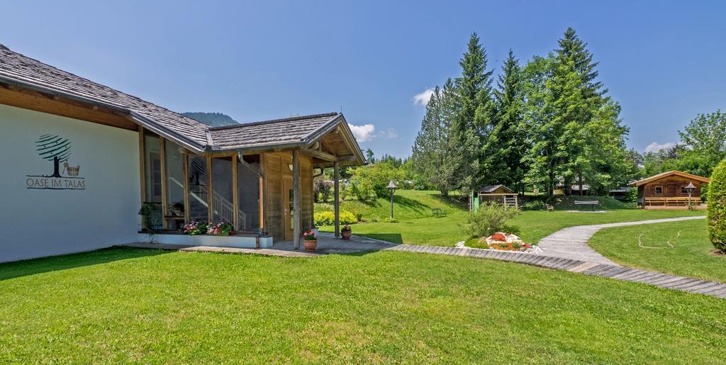 Das Leonhard - Naturparkhotel Am Weissensee Bagian luar foto