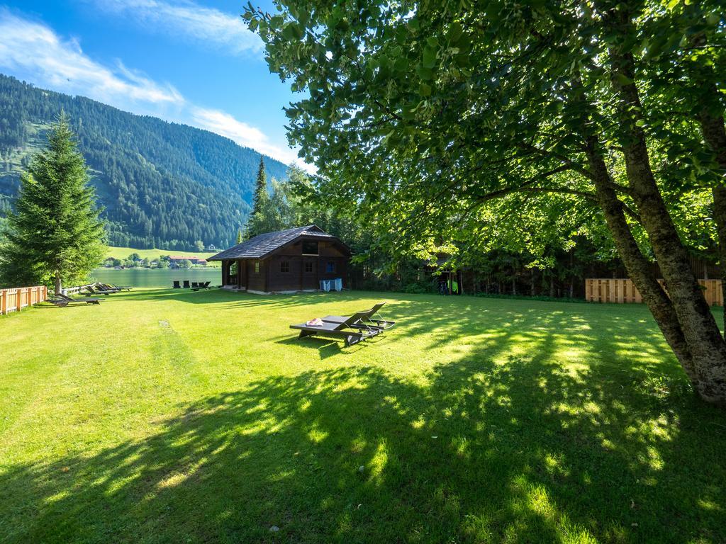Das Leonhard - Naturparkhotel Am Weissensee Bagian luar foto