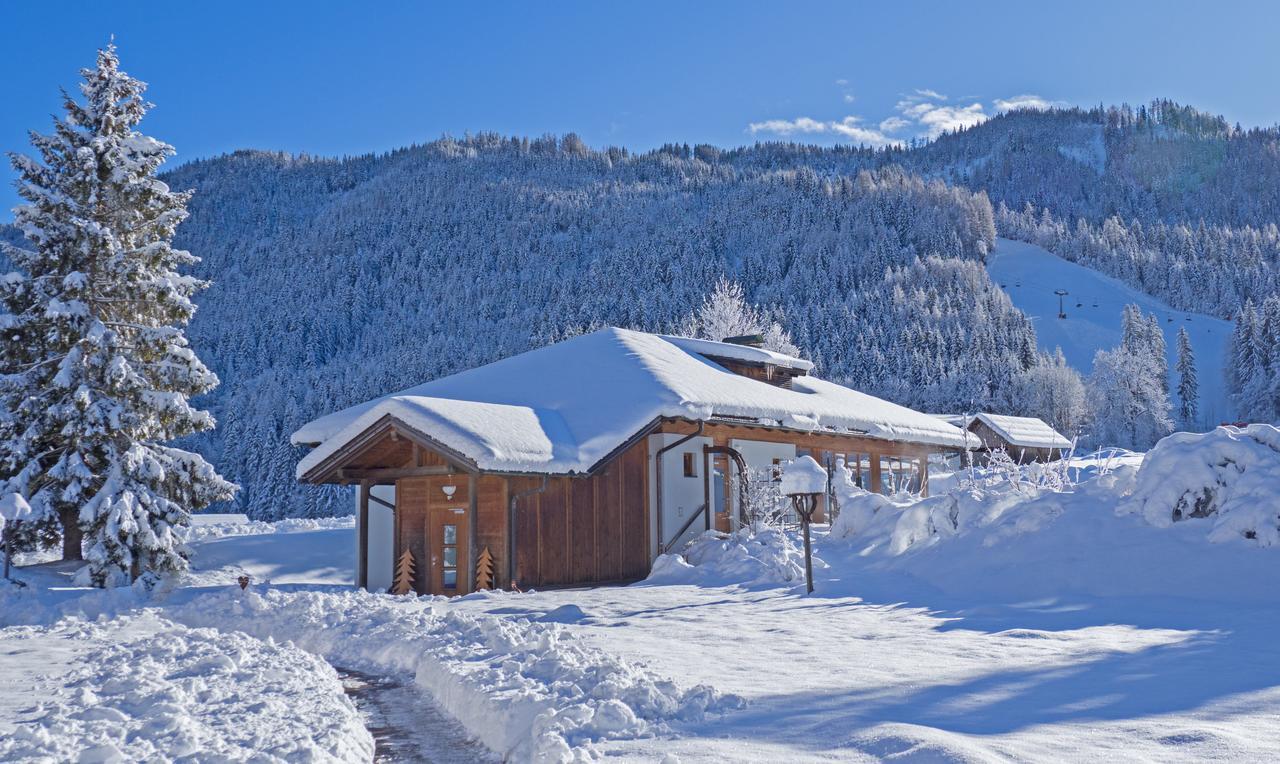 Das Leonhard - Naturparkhotel Am Weissensee Bagian luar foto