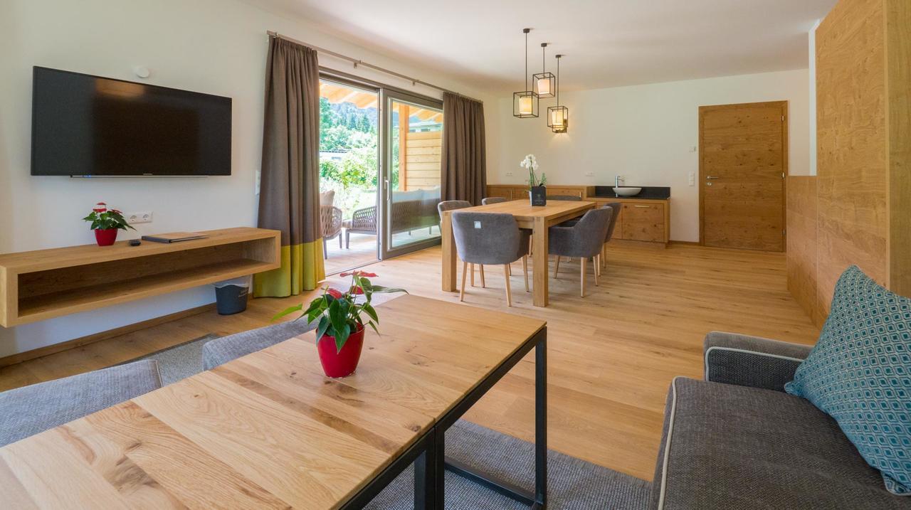 Das Leonhard - Naturparkhotel Am Weissensee Bagian luar foto
